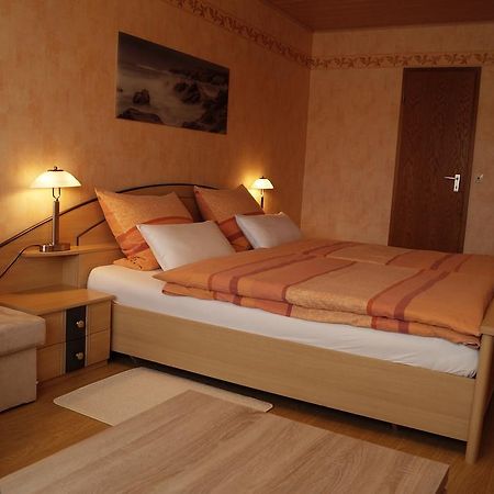 Pension Huehn Angersbach Exterior foto