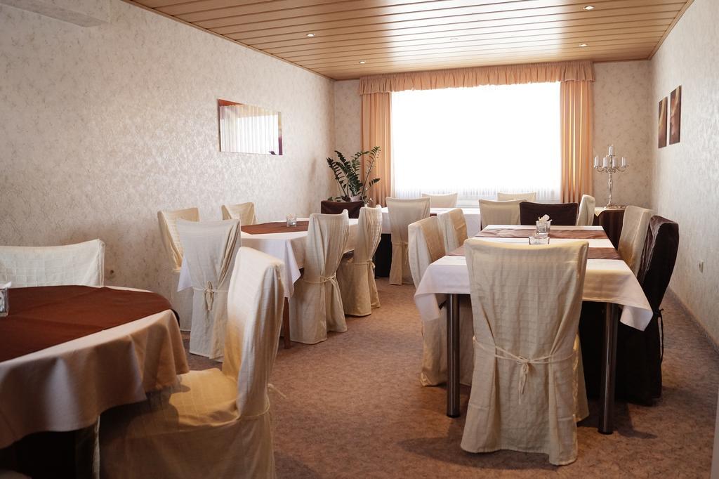 Pension Huehn Angersbach Exterior foto