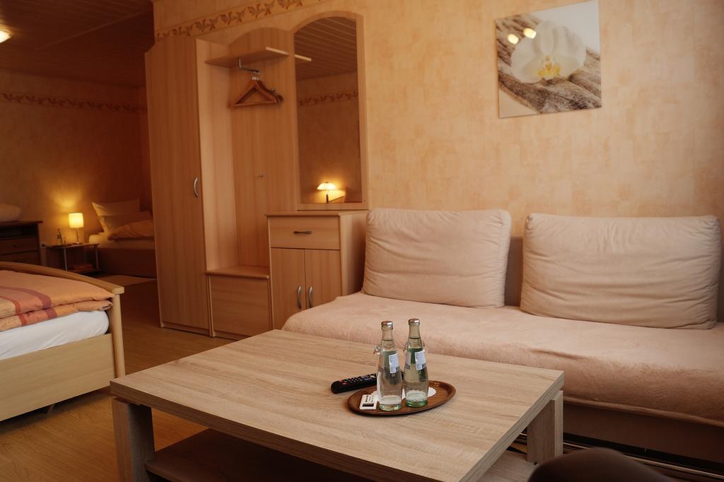 Pension Huehn Angersbach Quarto foto