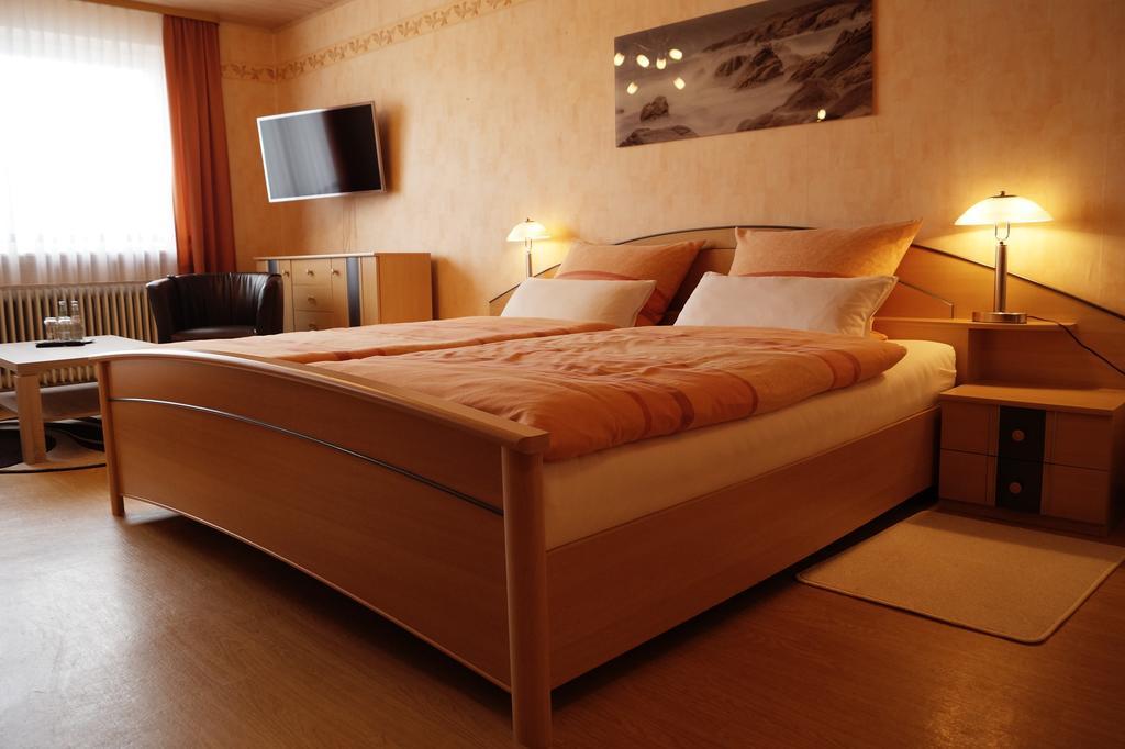 Pension Huehn Angersbach Exterior foto